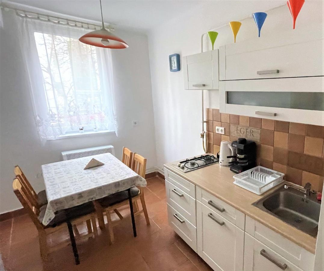 Evi Apartman Έγκερ Εξωτερικό φωτογραφία
