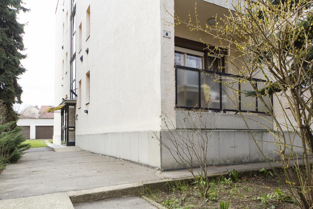 Evi Apartman Έγκερ Εξωτερικό φωτογραφία